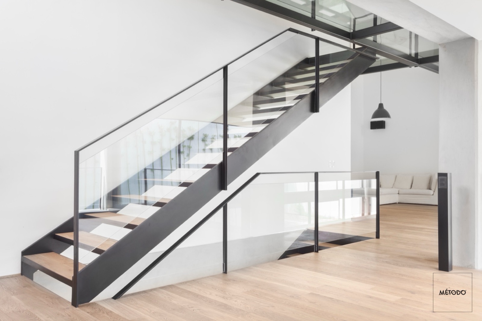 Feature stair · glass rail partition